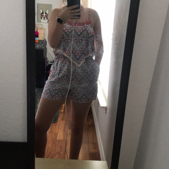 Tribal print romper - Picture 2 of 4